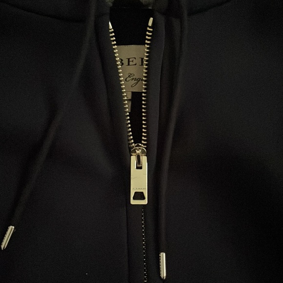 Authentic Burberry zip up, black - Picture 2 of 4